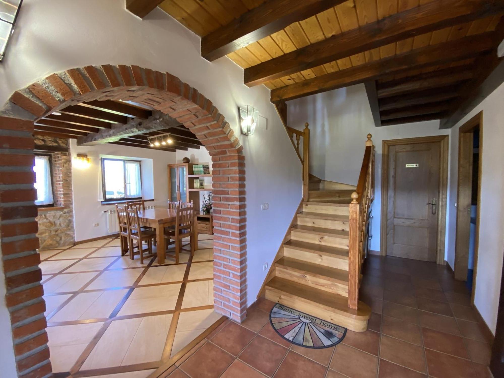 La Torre De Llames Arriondas Zewnętrze zdjęcie